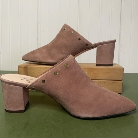 NWT AGL PAVELOU Suede Heeled Mules in Poudre/Powder - Picture 3 of 9
